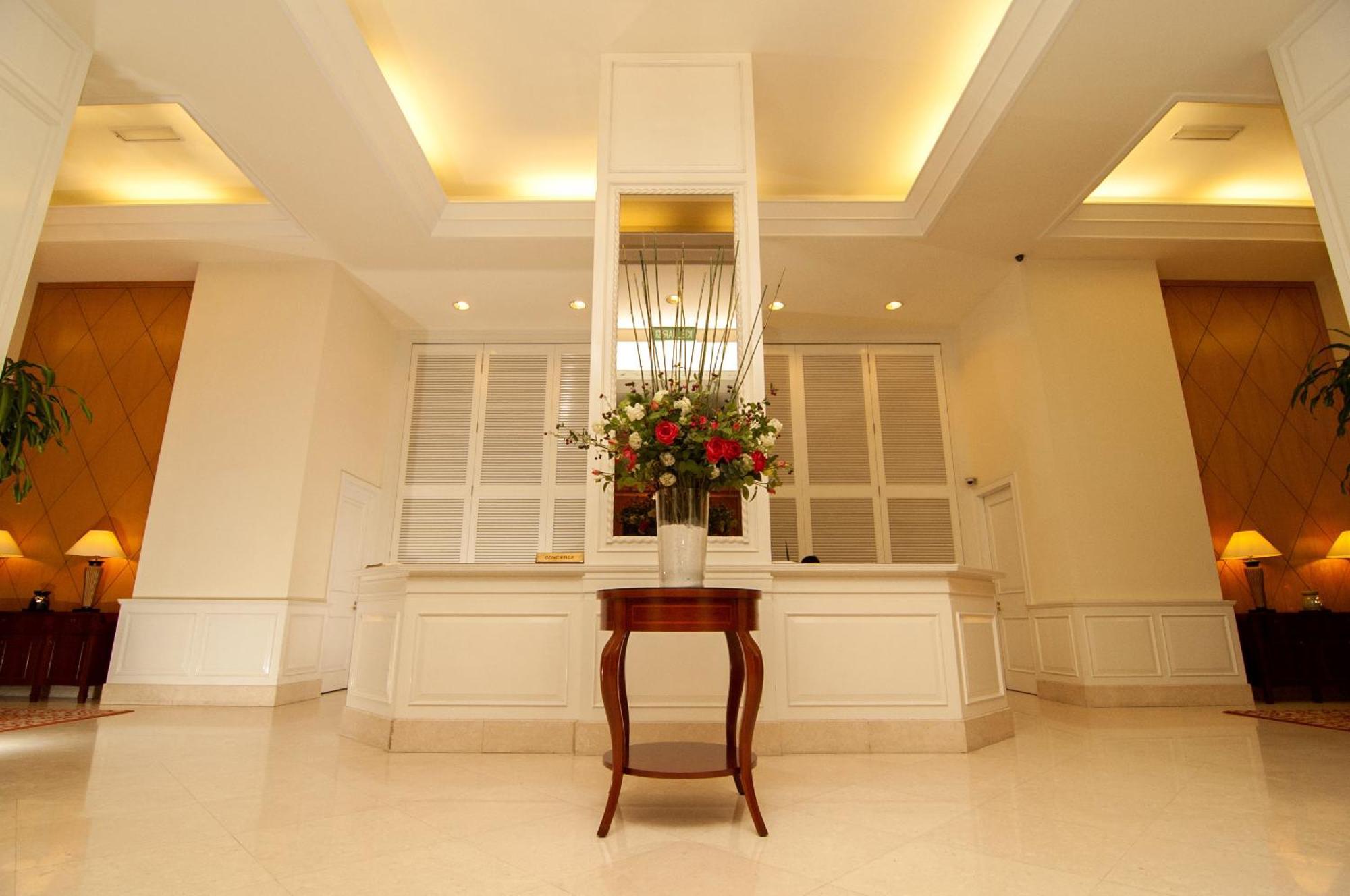 Wedgewood Residences — Photos 2